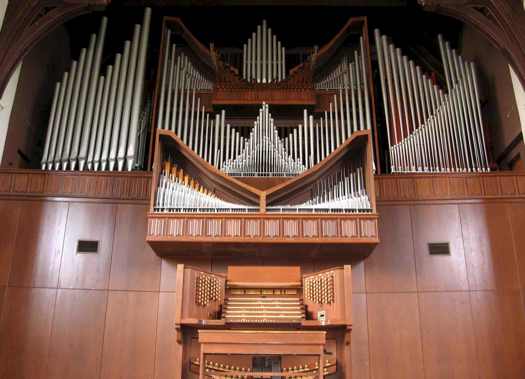 Орган-удивительный и неповторимый музыкальный инструмент | Музыкальное образование для всех | Дзен